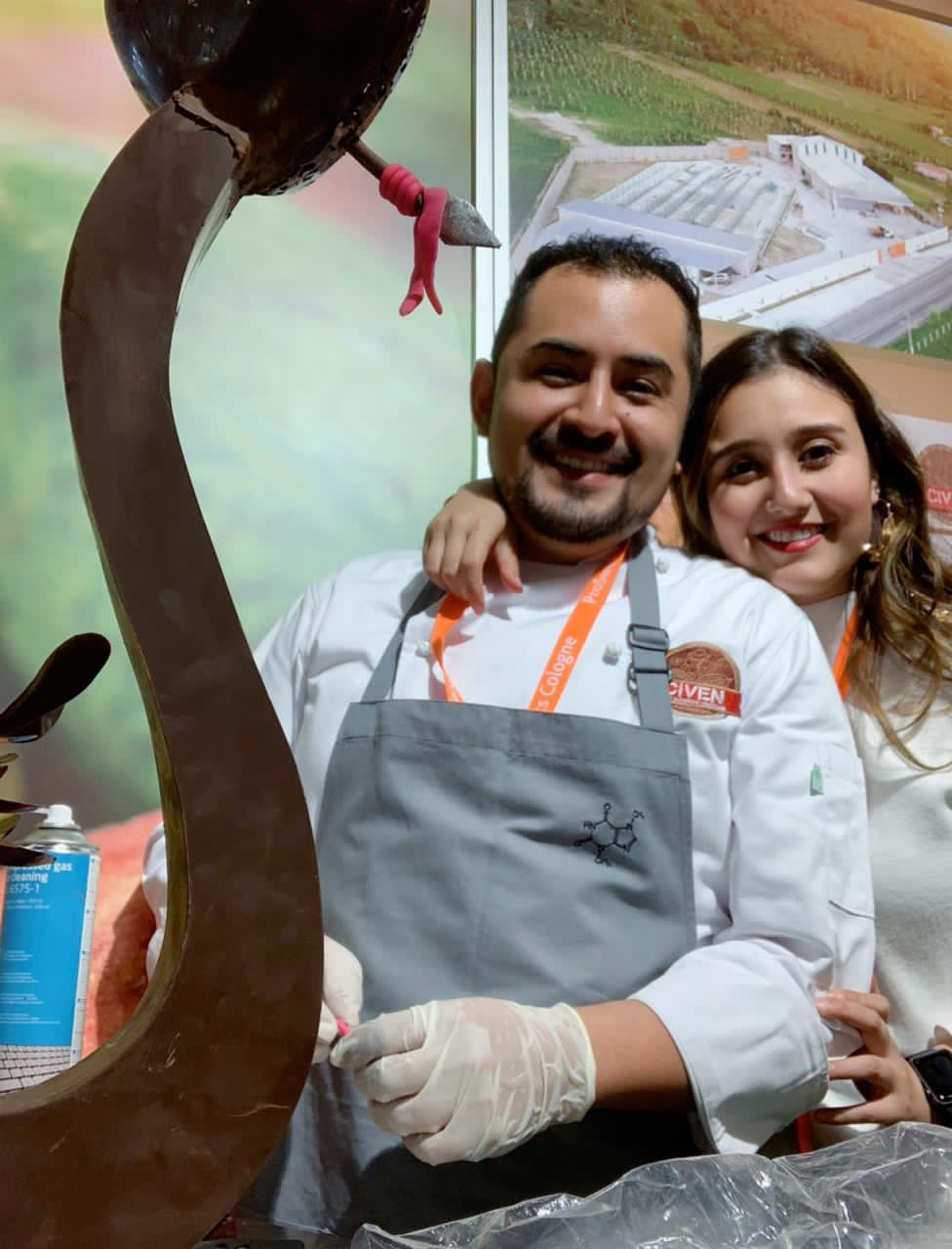 Meet Karen Cordon & Christian Martinez